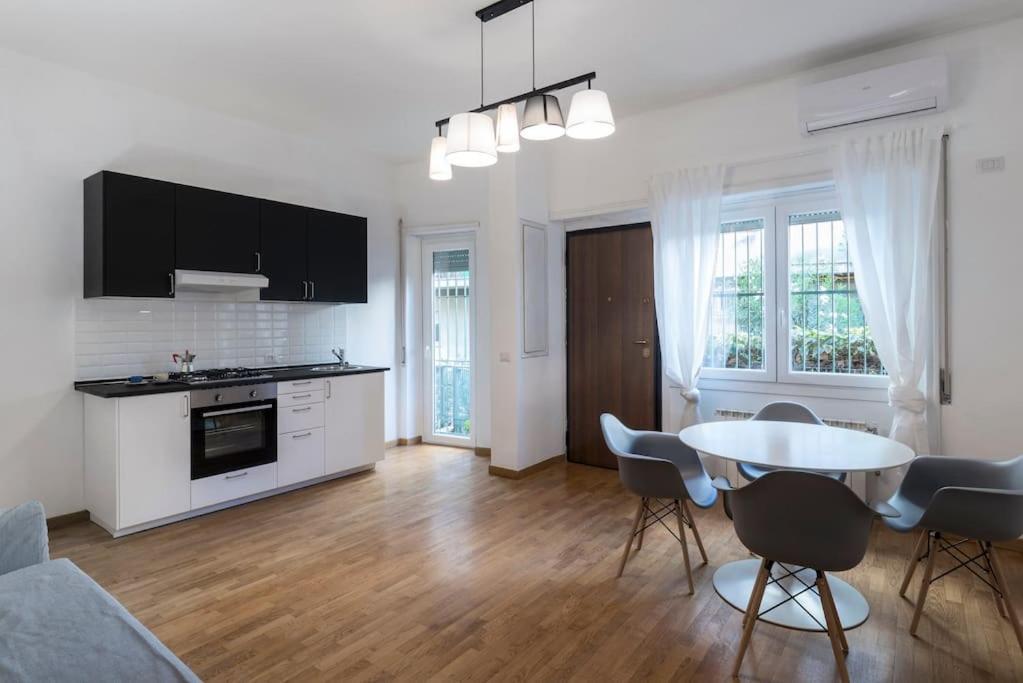 Flamilla Home Next To Vatican Museums Рим Экстерьер фото