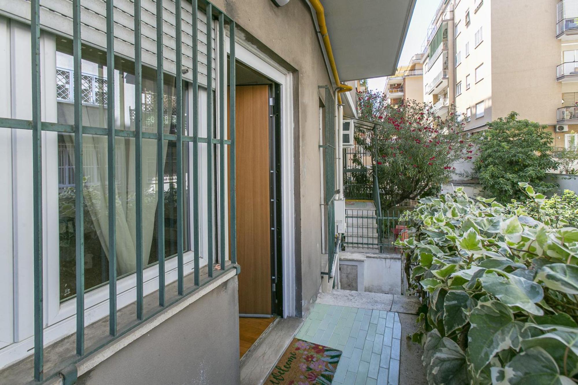 Flamilla Home Next To Vatican Museums Рим Экстерьер фото